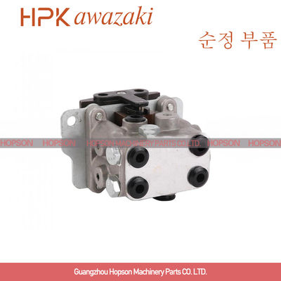7021601540 Katup Pedal Kaki, Suku Cadang Excavator PC200 PC220 Komatsu