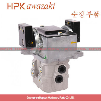 Hitachi Excavator Foot Pedal Valve 1024384 1024224 1022441 Untuk ZAX240-3 ZAX330-3